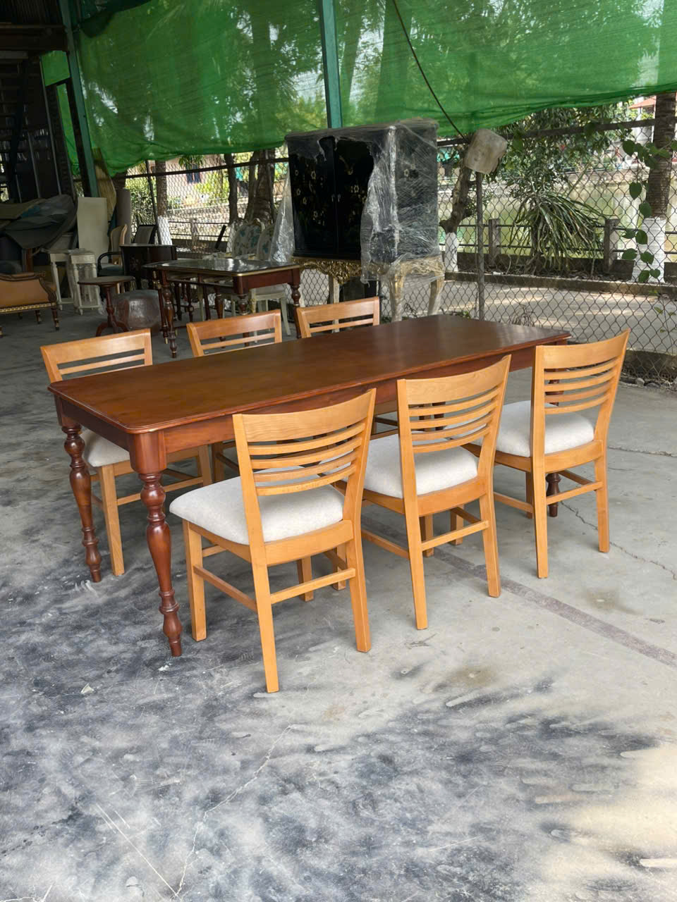 GHẾ ĂN HIỆN ĐẠI 4 NAN GỖ DẺ DAI